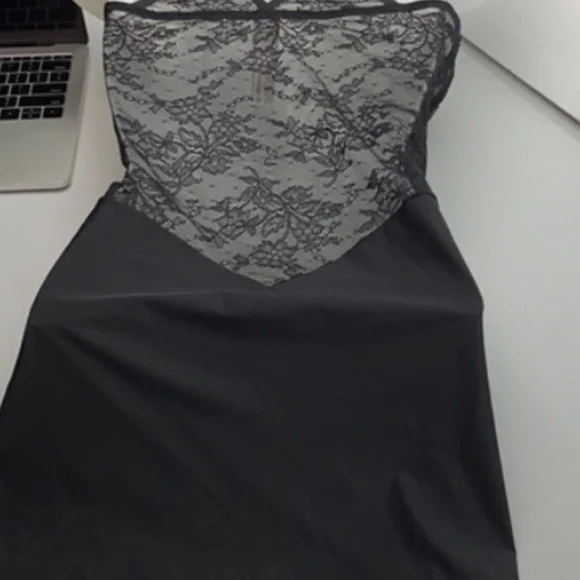 NWOT Triumph BLK Chemise, L. *P1040 - Picture 5 of 7